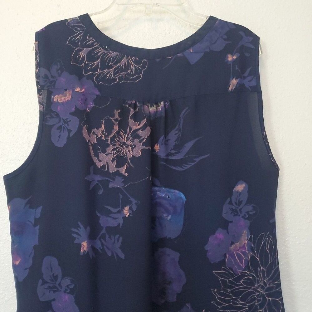 Lila Rose Top Sleeveless Blouse Floral V Neck Womens Size L Blue - Picture 9 of 15